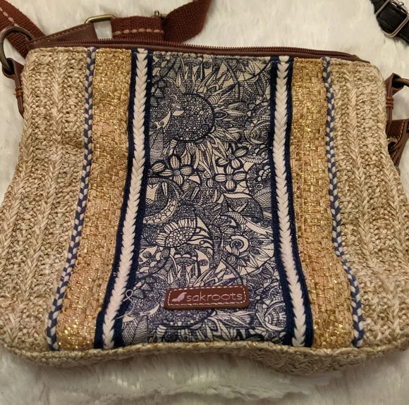 Woman's purse - Picture 1 of 3